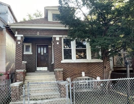 5421 S Laflin St., Chicago, IL 60609