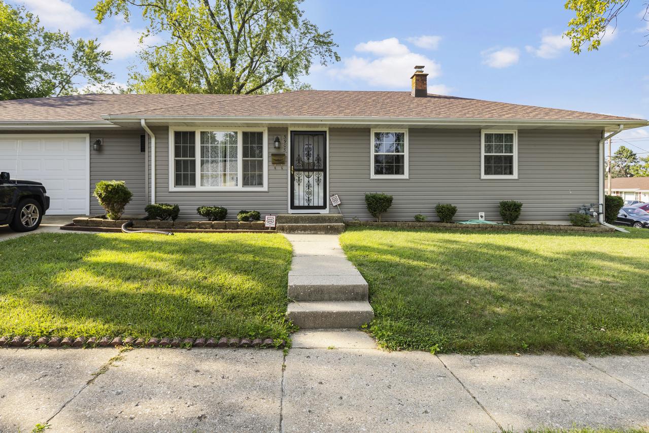 3903 Warren Blvd., Rockford, IL 61108