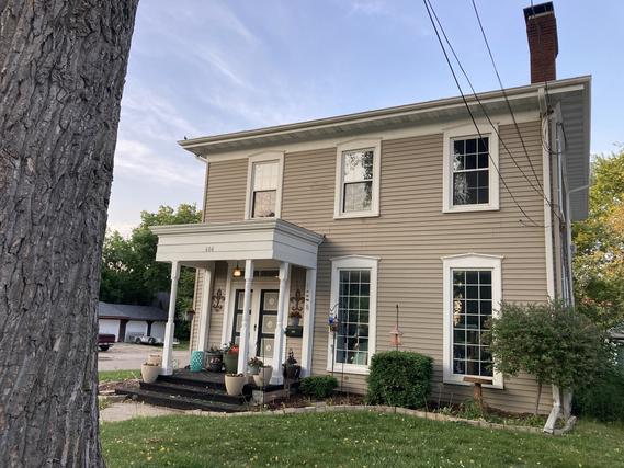 604 S Peoria Ave., Dixon, IL 61021