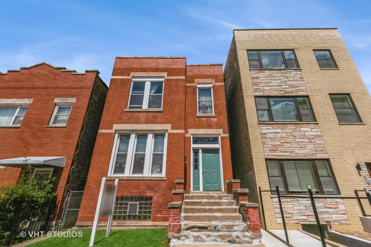 2434 W Erie St., Chicago, IL 60612