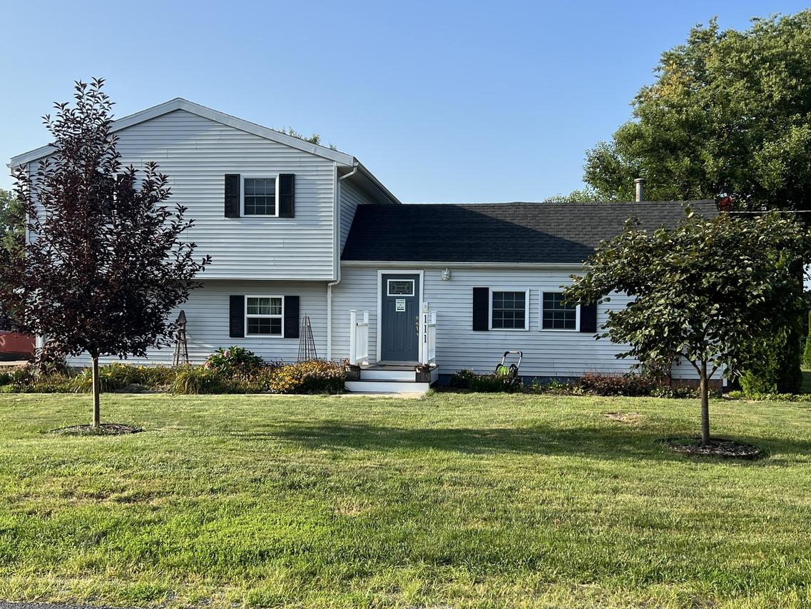 111 E Benham St., Tolono, IL 61880