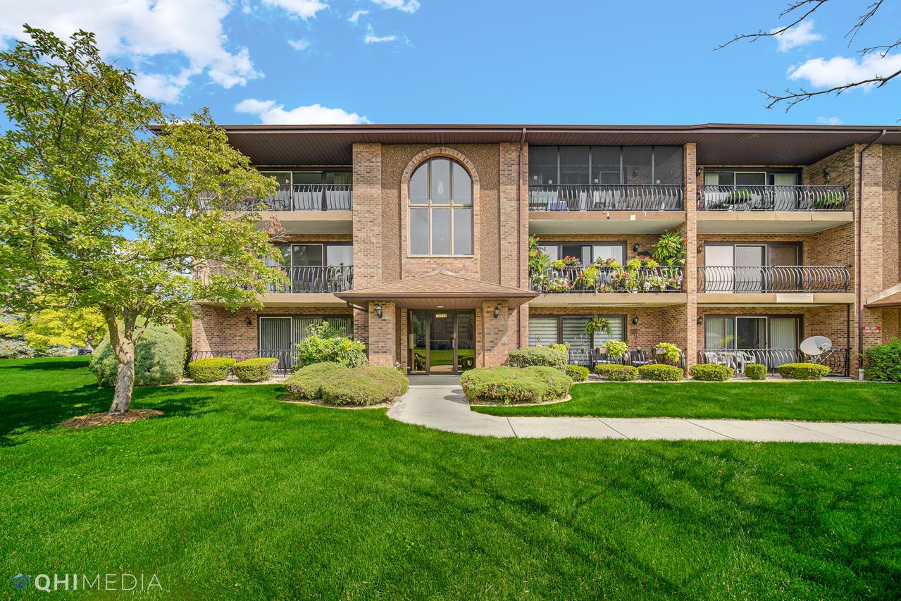 11110 Heritage Dr. #3D, Palos Hills, IL 60465