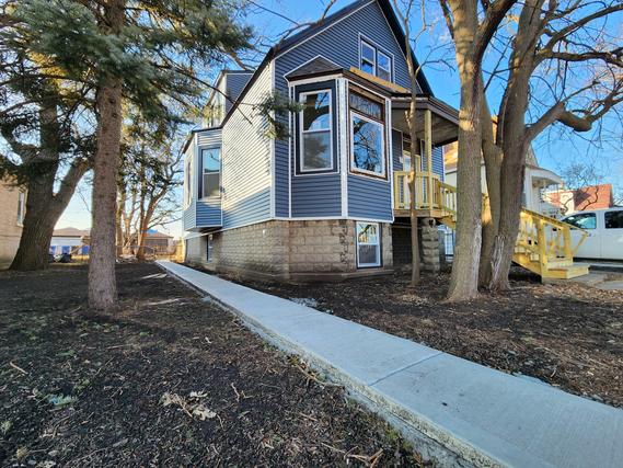 9228 S Jeffery Ave., Chicago, IL 60617