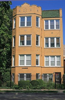 2229 N Kimball Ave. #1E, Chicago, IL 60647