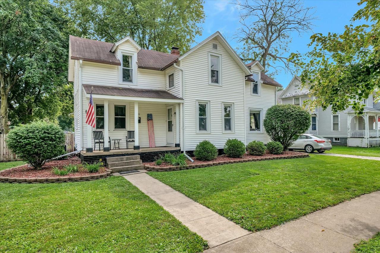320 W Pells St., Paxton, IL 60957