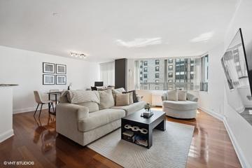 5701 N Sheridan Rd. #24E, Chicago, IL 60660