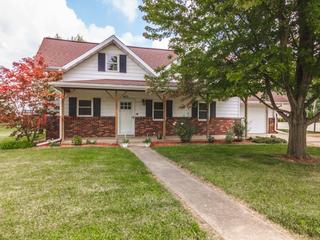 401 Madison St., Hopedale, IL 61747