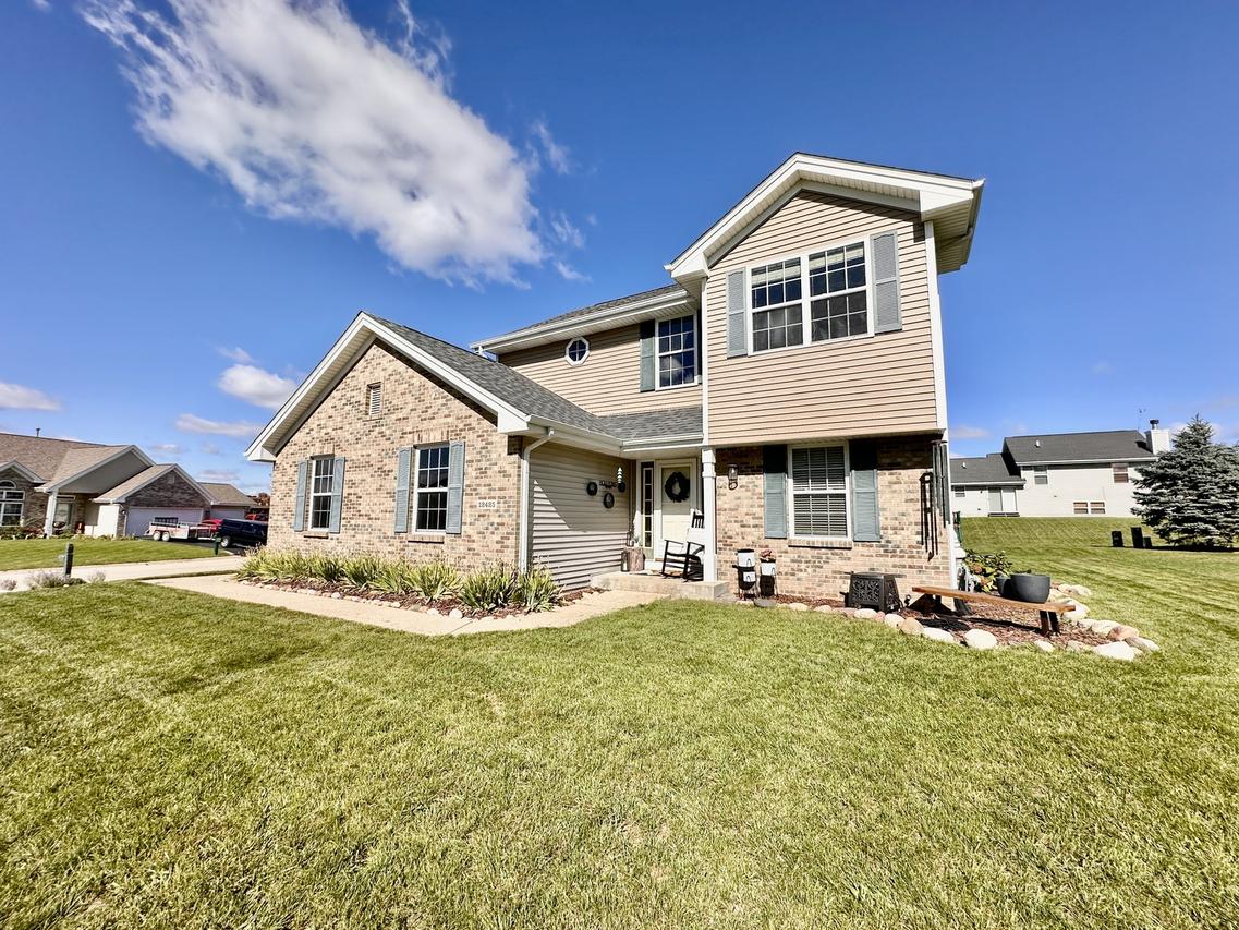 12425 Meadow Dr., Winnebago, IL 61088