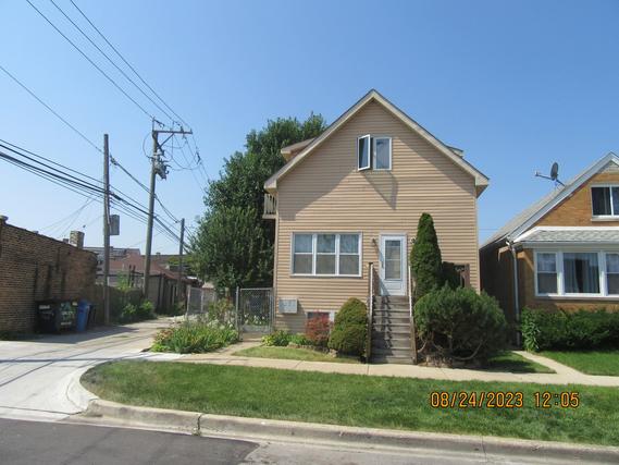 5230 S Lockwood Ave., Chicago, IL 60638