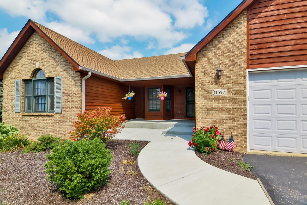 11577 Patty Lin Ct., Roscoe, IL 61073