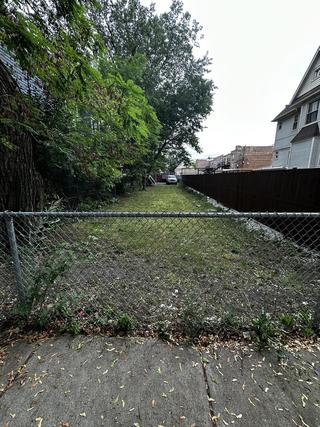 6351 S Albany Ave., Chicago, IL 60629