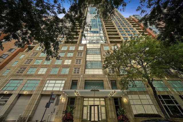 250 E Pearson St. #2801, Chicago, IL 60611