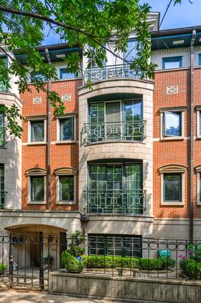 1407 S Prairie Ave., Chicago, IL 60605