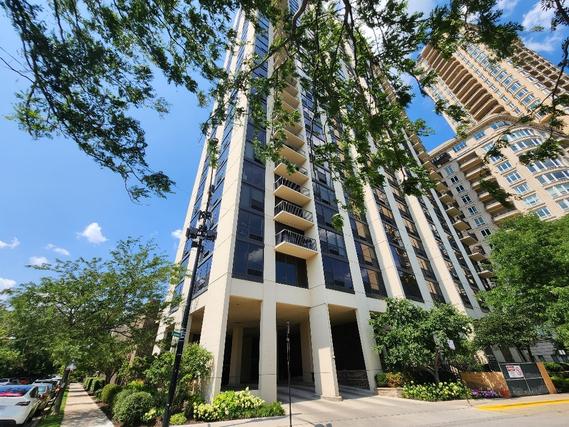2500 N Lakeview Ave. #903C, Chicago, IL 60614