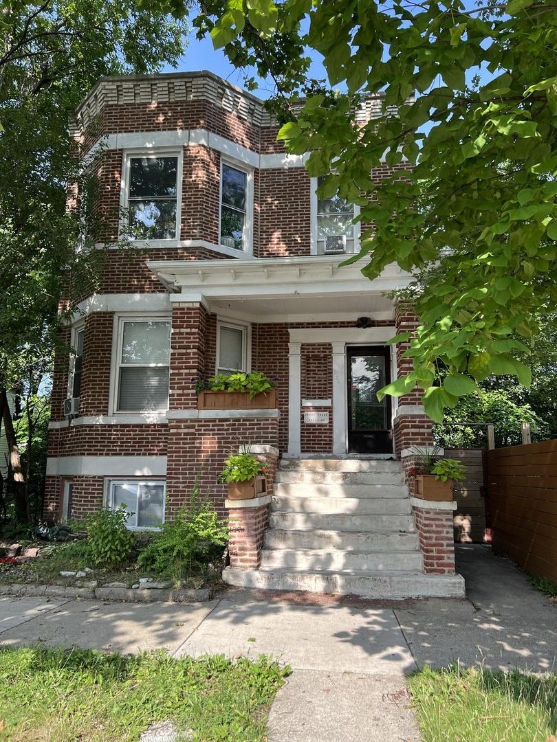 954 N Leamington Ave., Chicago, IL 60651