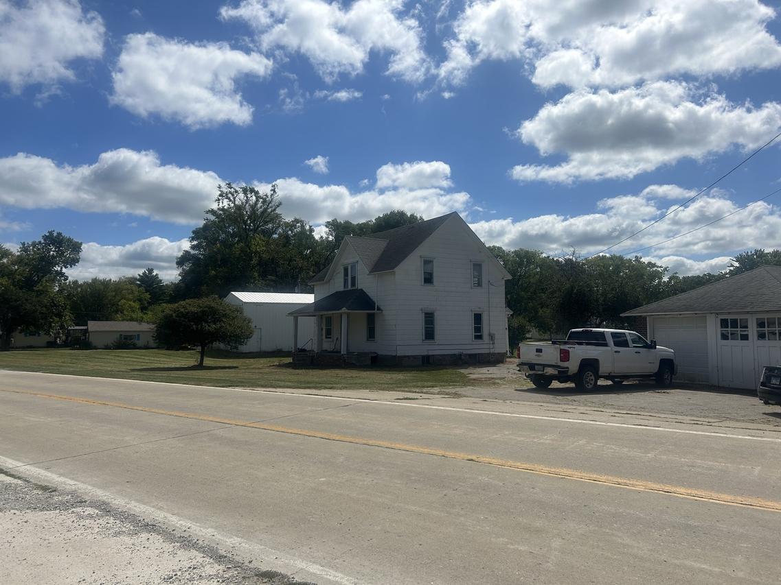 1906 Batestown Rd., Danville, IL 61832