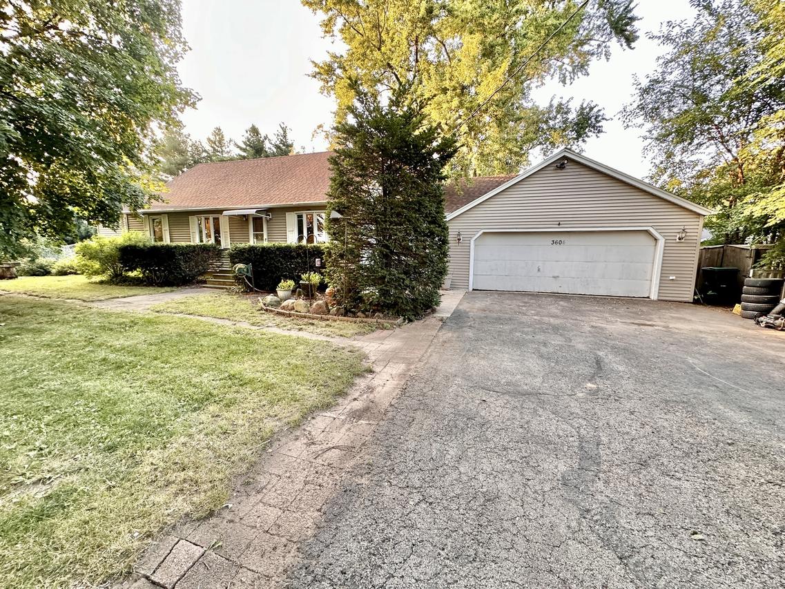 3604 Rotary Rd., Rockford, IL 61109