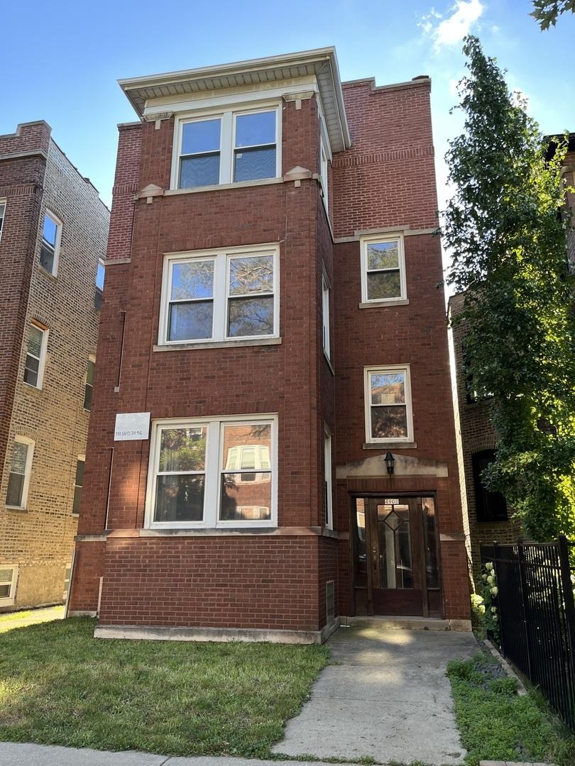 4908 N Rockwell St., Chicago, IL 60625