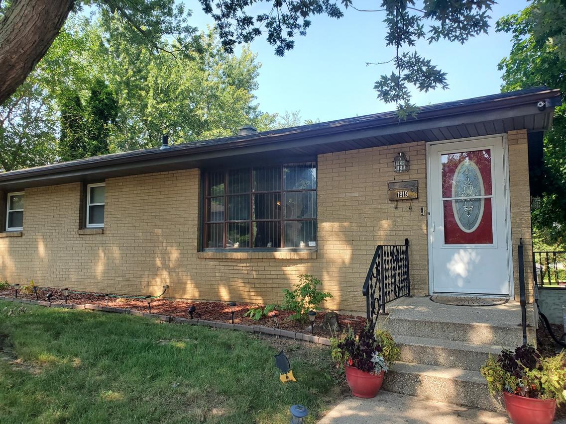 1919 Shelly Dr., Rockford, IL 61101