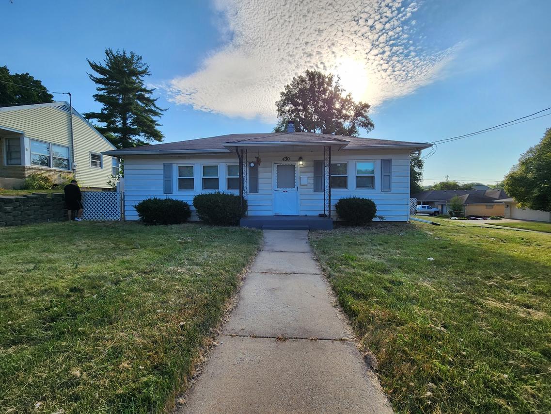 430 Hollister Ave., Rockford, IL 61108