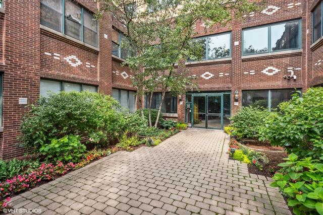 2533 N Ashland Ave. #2D, Chicago, IL 60614