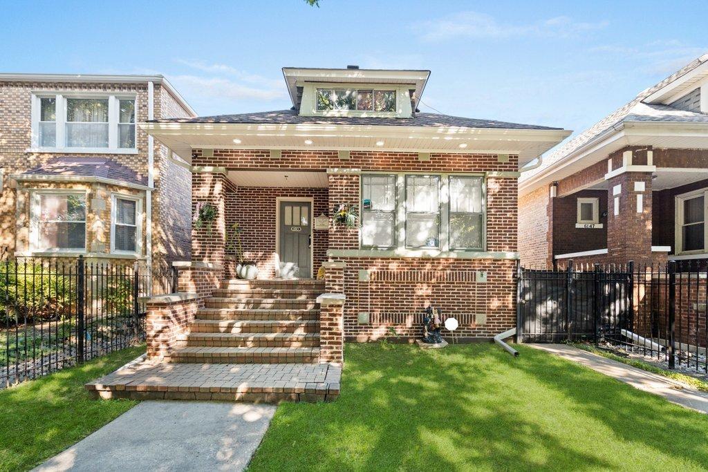 6143 S Troy St., Chicago, IL 60629