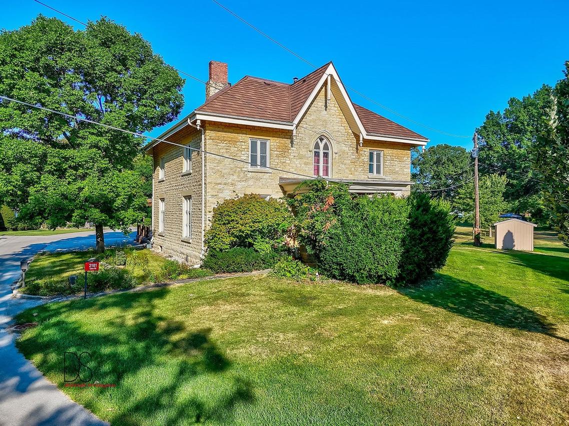2101 Caton Rd., Ottawa, IL 61350