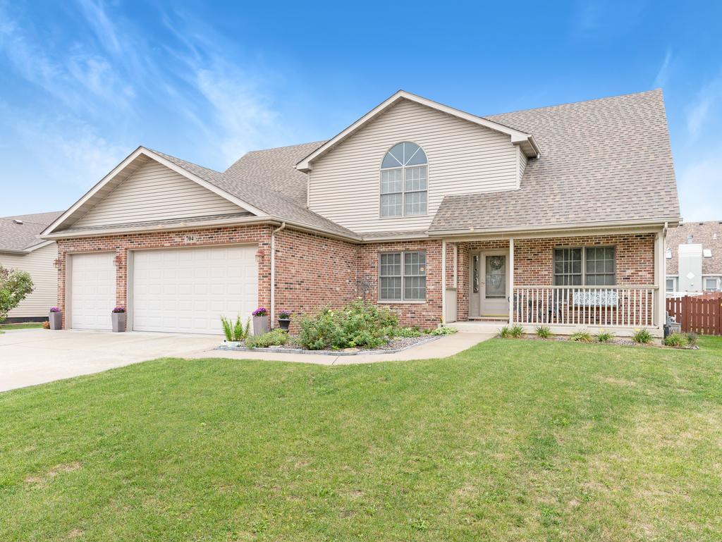 704 Clifford Dr., Minooka, IL 60447
