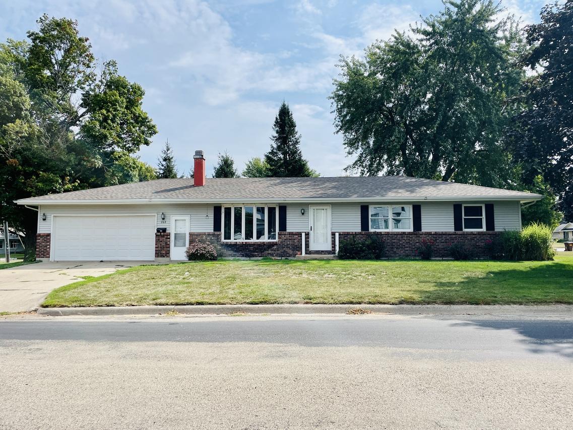 208 S Campbell Ave., Polo, IL 61064