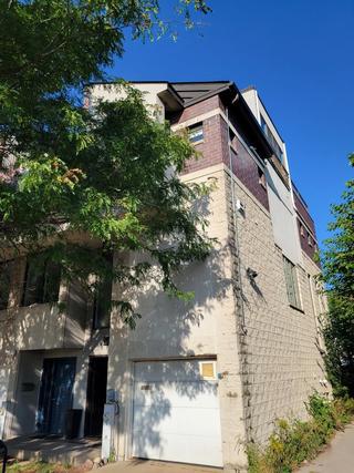 653 N Carpenter St., Chicago, IL 60622