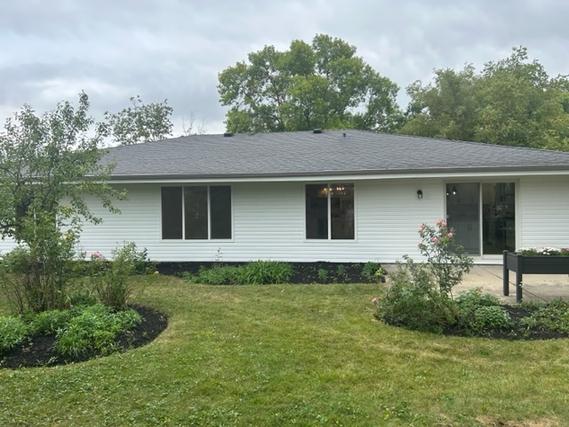 815 Downing Dr., Schaumburg, IL 60195
