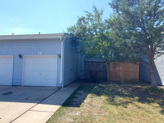 283 E Alpine Dr., Glendale Heights, IL 60139
