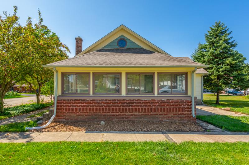 408 S 3rd St., Kirkland, IL 60146