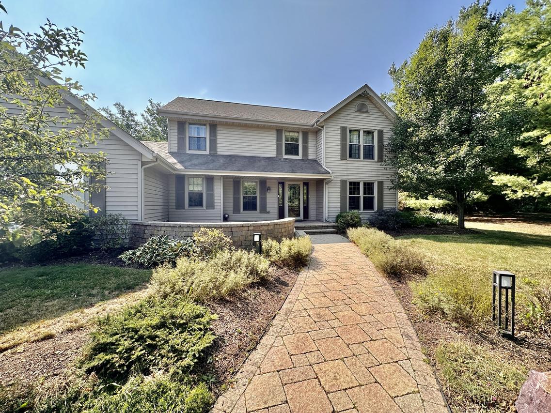 7931 Elevator Rd., Roscoe, IL 61073
