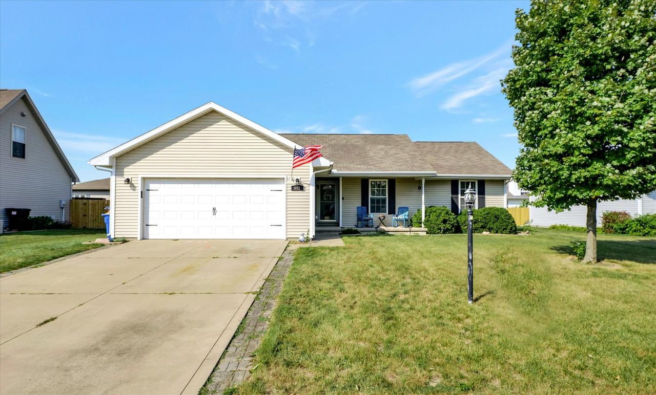 602 Wingstem Dr., St. Joseph, IL 61873