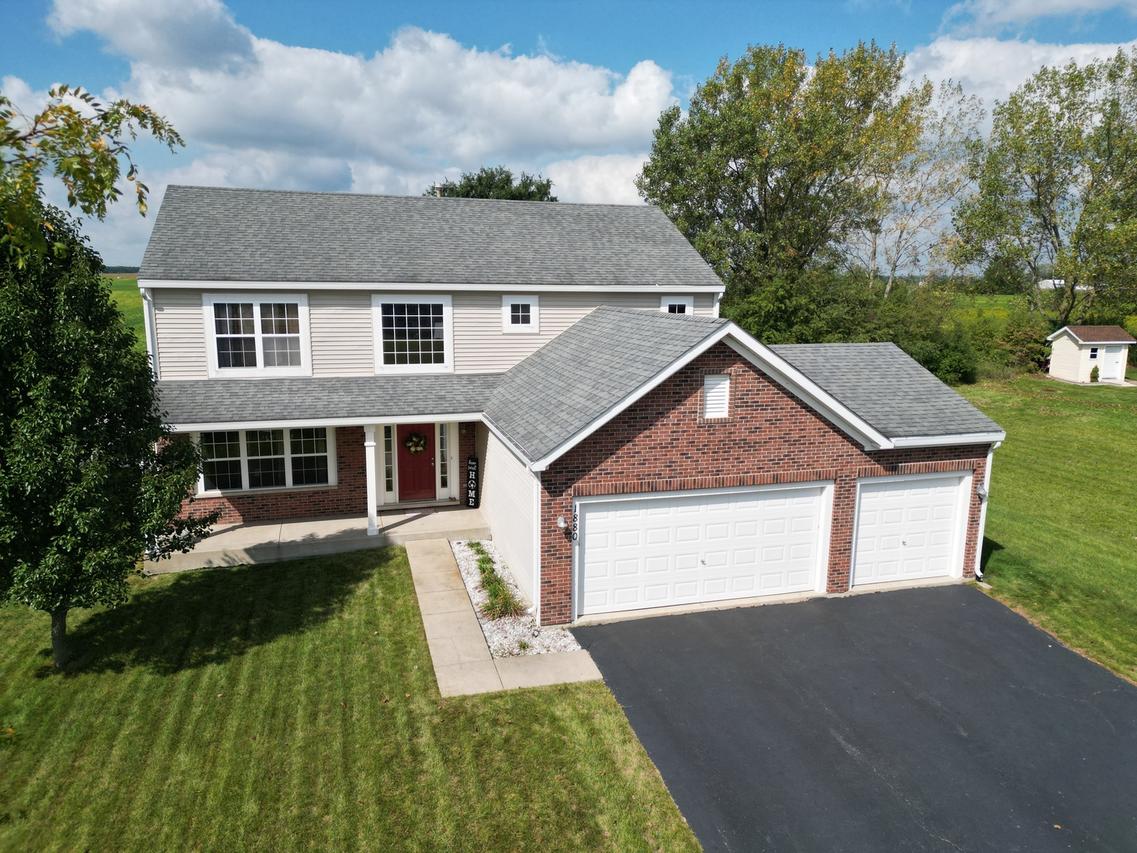 1880 Stonington Ave., Beecher, IL 60401