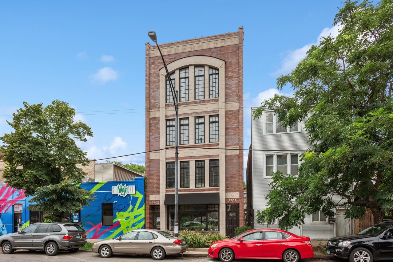 3708 N Ashland Ave. #2, Chicago, IL 60613