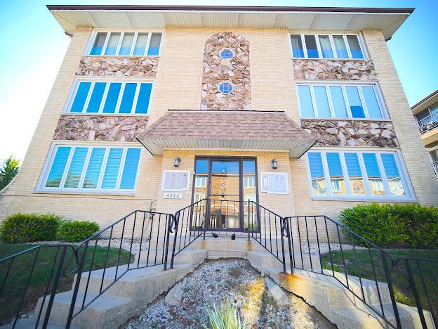 6260 S Newland Ave. #11N, Chicago, IL 60638