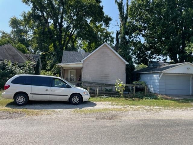 706 Bryan Ave., Danville, IL 61832