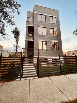 6363 S Ellis Ave. #2, Chicago, IL 60637