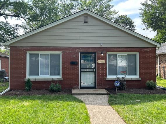 14812 Oak St., Dolton, IL 60419