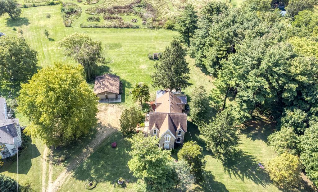 1125 Inlet Rd., Lee Center, IL 61331