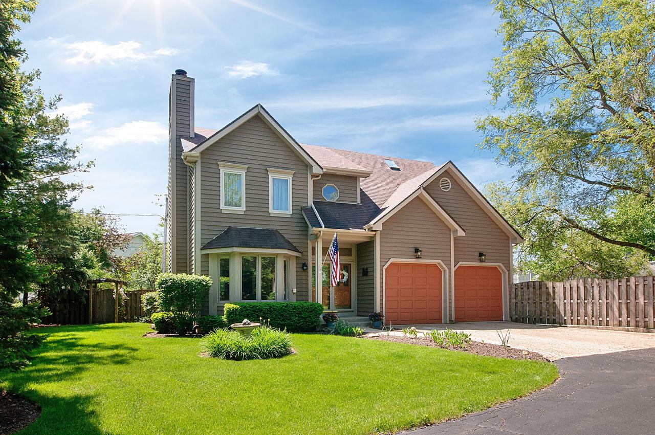 815 Wauconda Rd., Wauconda, IL 60084
