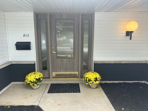 New Homes For Sale This Week That Attend Hoffman Estates High School: September 15th to September 21st