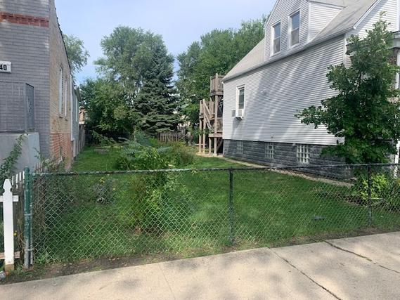 2100 N Parkside Ave., Chicago, IL 60639