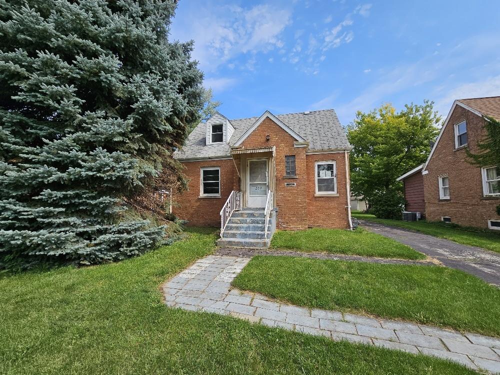 209 S Forest Ave., Hillside, IL 60162