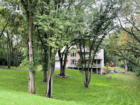 7301 Edgewood Ct., Spring Grove, IL 60081