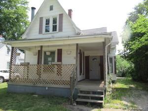 418 N Mulberry St., Clinton, IL 61727