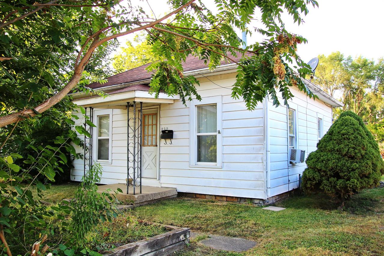832 E Michigan St., Ottawa, IL 61350