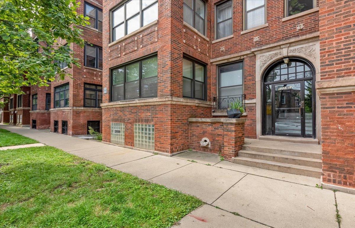 5224 S Ingleside Ave. #2, Chicago, IL 60615